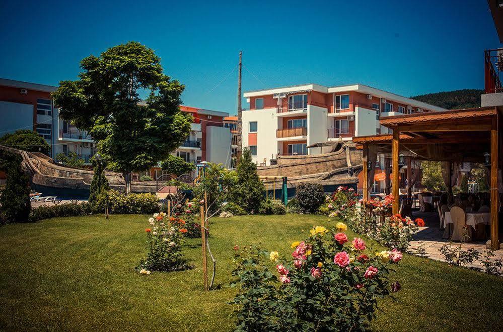 Privilege Fort Beach - Menada Apartments Elenite Eksteriør billede